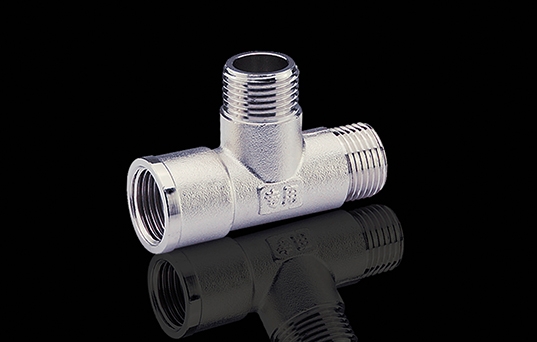 內外絲（sī）三通